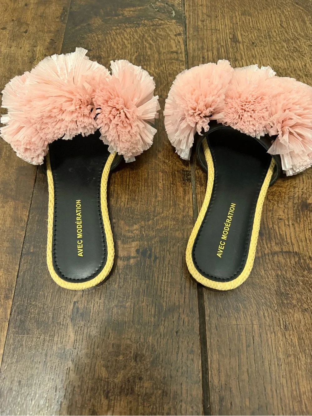 AVEC MODÉRATION BORA BORA SLIDE SANDAL Size 7,   #BoraBoraPeony